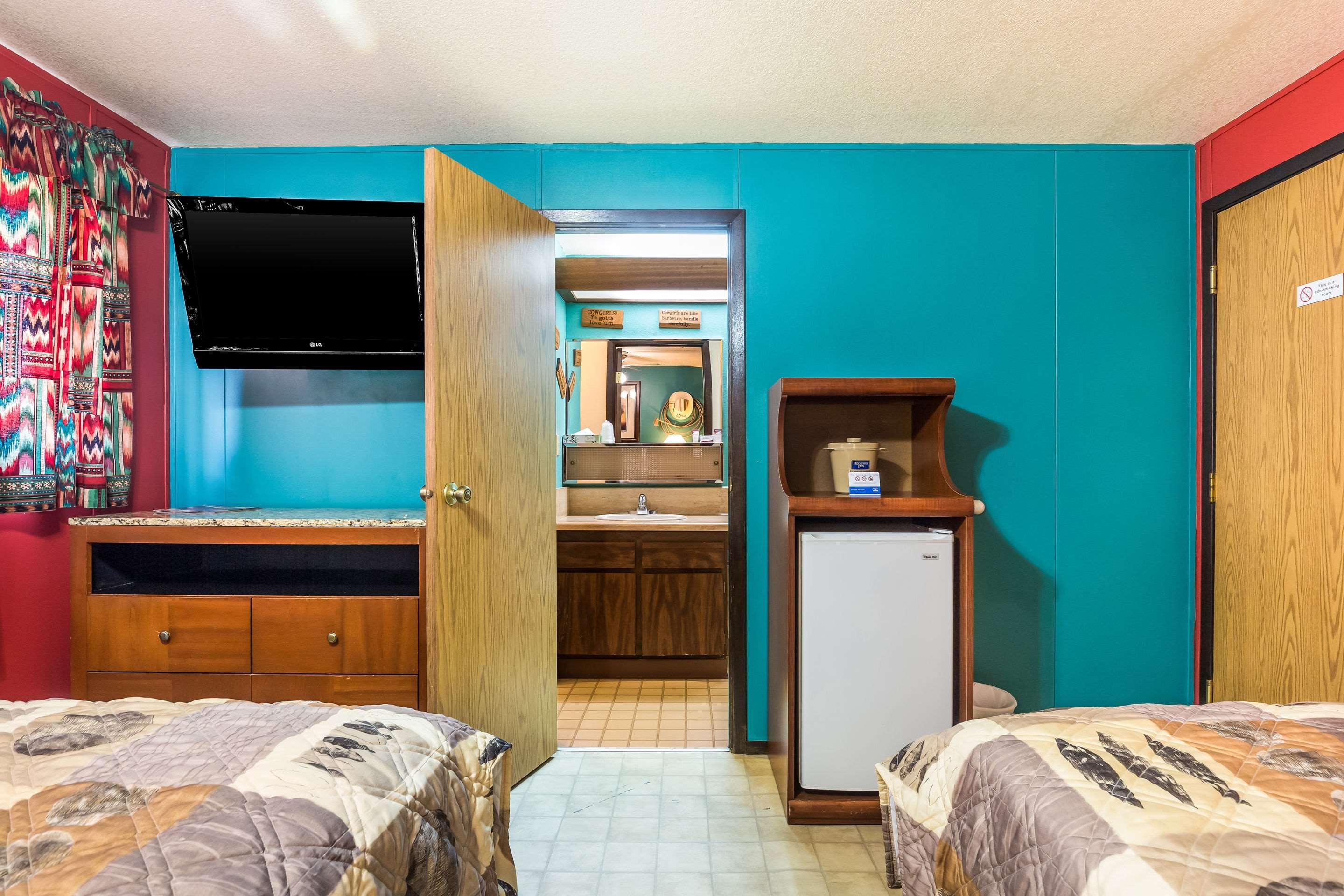 Rodeway Inn & Suites Big Water - Antelope Canyon Exteriör bild
