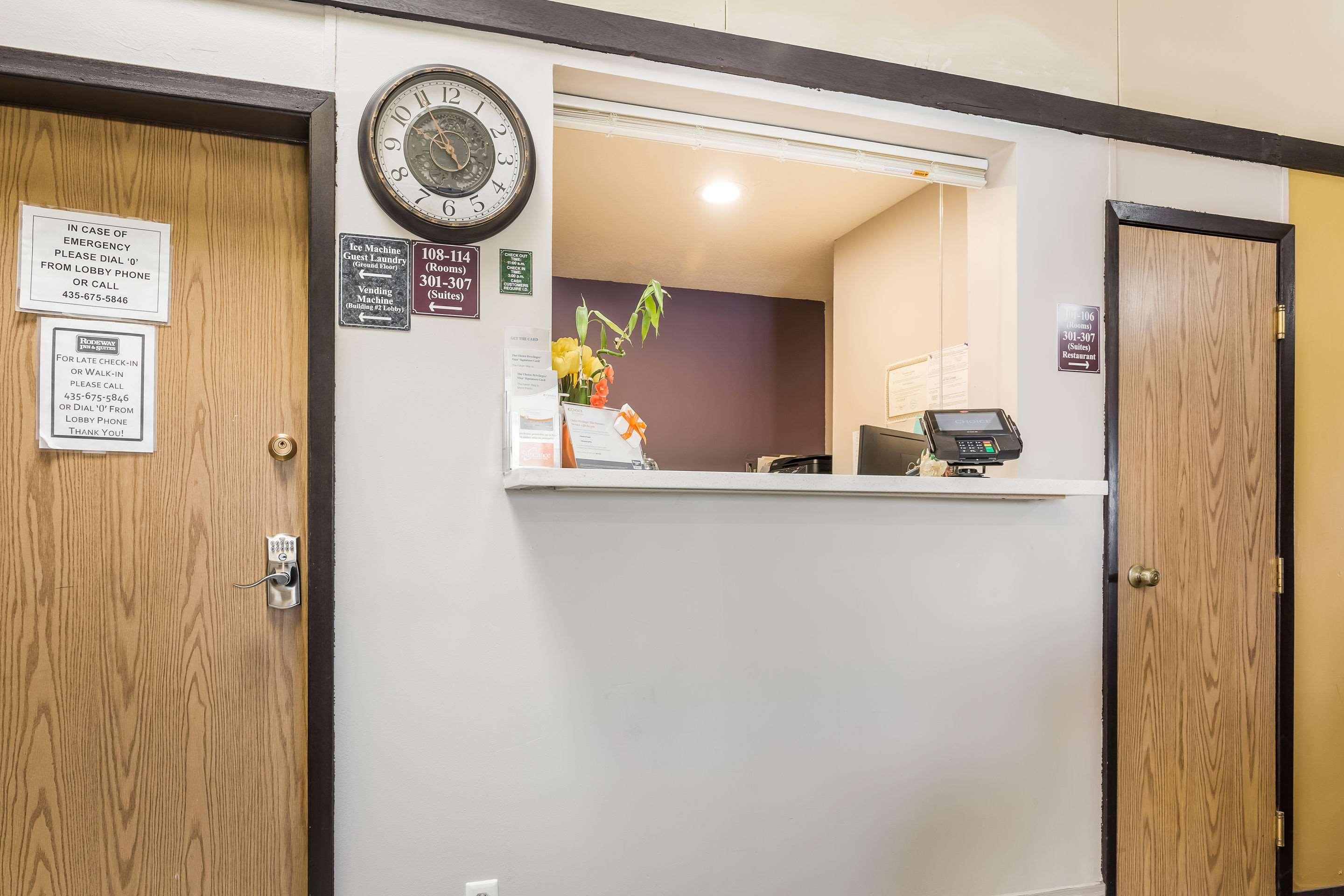 Rodeway Inn & Suites Big Water - Antelope Canyon Exteriör bild